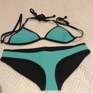 Triangl mint green bikini